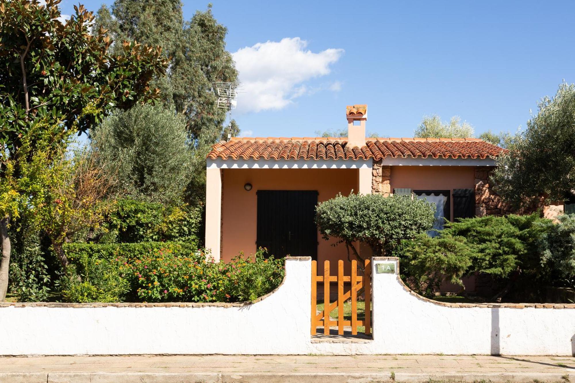 Residence il Melograno San Teodoro  Esterno foto