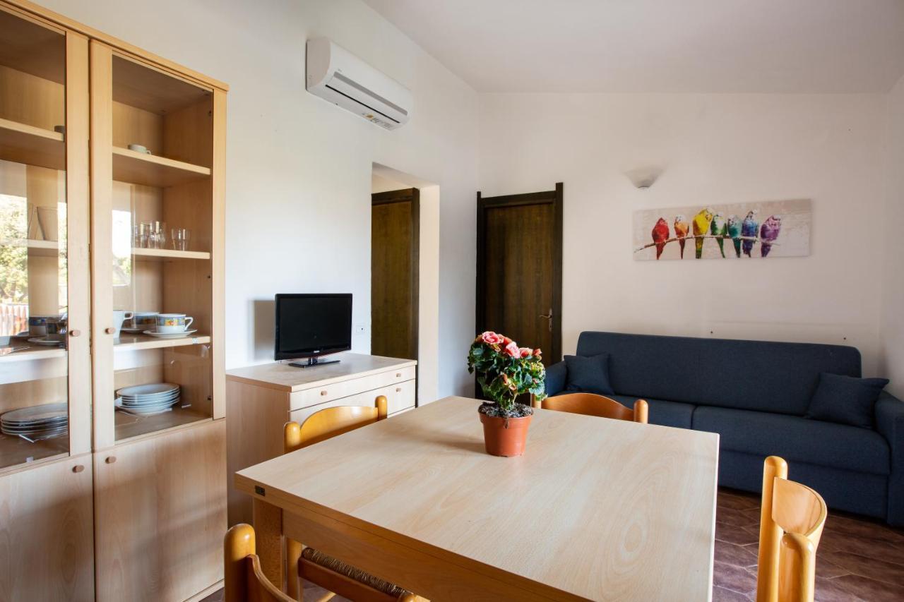 Residence il Melograno San Teodoro  Esterno foto